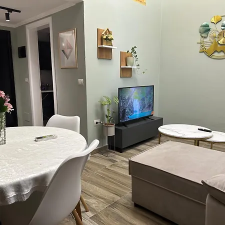 Cozy Apartment